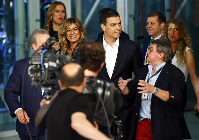 Once extrabajadores de RTVV participaron en la realización del debate