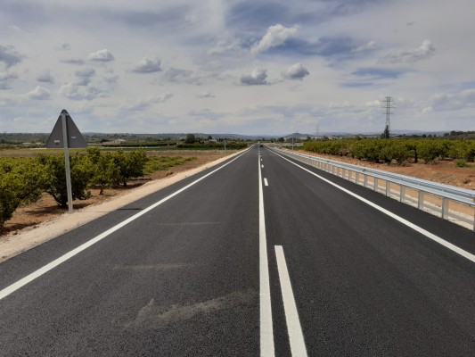 La Diputación abre al tráfico el acondicionamiento de la carretera de acceso a Anna por la CV-580
