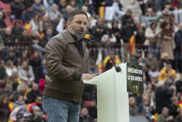 Abascal vuelve a Murcia por las europeas en plena polémica por la Ley del Mar Menor