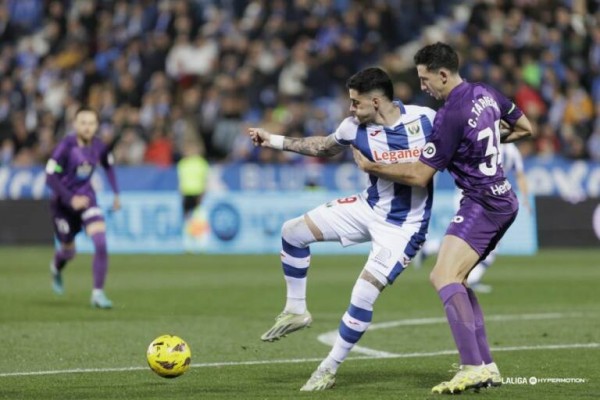 César Tárrega asciende a Primera con el Valladolid