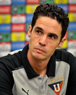 El valenciano Alcácer dice en su despedida que tenía fuerzas para seguir en Liga de Quito