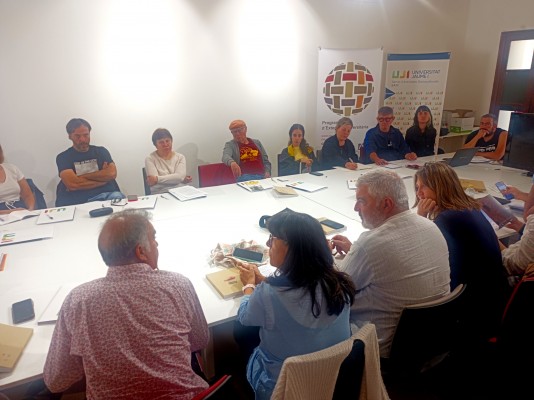 Un projecte de l'UJI advoca per la col·laboració entre les residències artístiques i el territori 