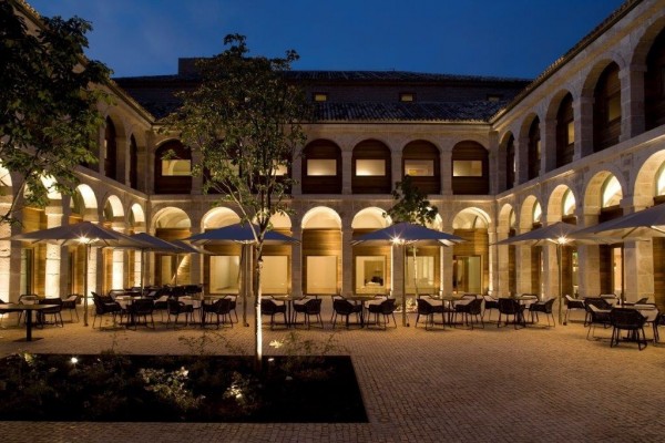 La Audiencia Nacional condena a Paradores por ocultar la masa salarial en la negociación colectiva