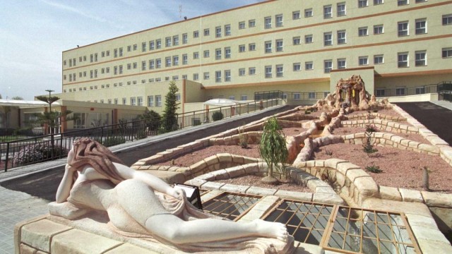 Empleados de Videsalud en Redovan denuncian una decena de despidos por pedir mejoras laborales
