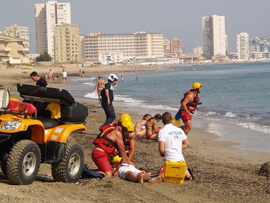 El Ayuntamiento adquirirá cinco vehículos tipo quad para la vigilancia de las playas de Cartagena este verano