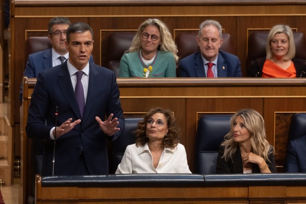 El Congreso vuelve a instar a Sánchez a revocar el giro 