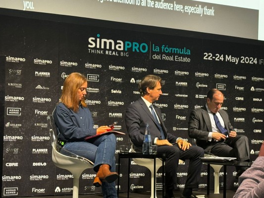 Alicante exhibe planes de promoción de vivienda pública pendientes de ceder suelo al Consell