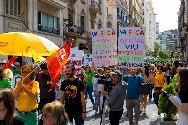 Los convocantes cifran el seguimiento de la huelga educativa en Valencia en el 68% y Rovira en el 21%