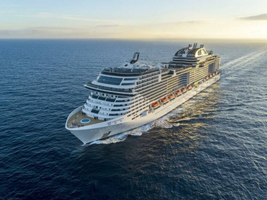 València lidera con un 67 % el crecimiento interanual en tráfico de cruceristas en España
