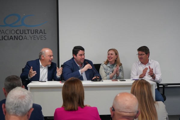 Cómo van los pactos con partidos locales en grandes localidades: de Requena a Alzira