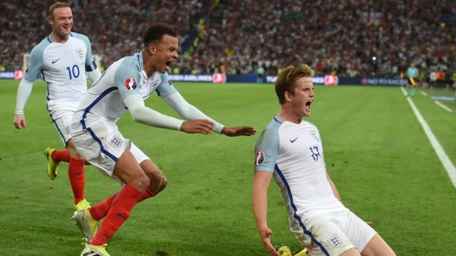 Inglaterra y Gales aparcan el rugby por un día en un duelo clave