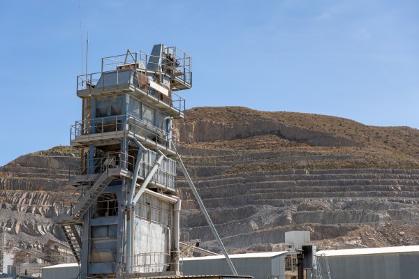 La contaminación industrial del aire costó al menos 740 millones en un año en la Comunitat Valenciana