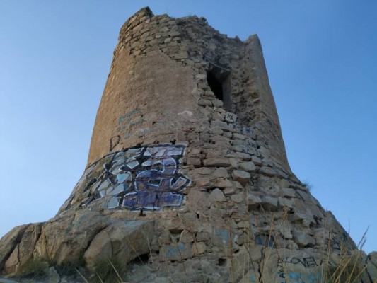 El Síndic investiga por qué el Ayuntamiento de El Campello demora plazos con la Torre de Reixes 