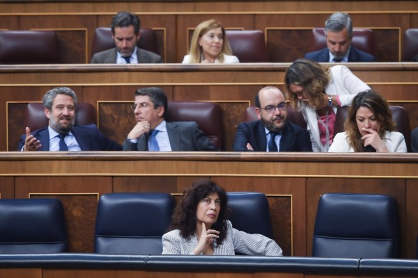 El PP se une a Sumar y rechaza en el Congreso la ley del PSOE para prohibir el proxenetismo
