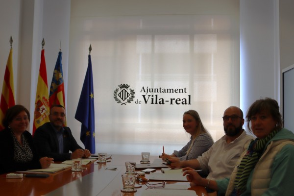 PSPV y Compromís de Vila-real enfilan el presupuesto: empiezan con gasto social y personal