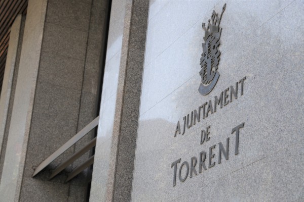 Torrent conmemora el 45 aniversario de la Constitución de los Ayuntamientos Democráticos