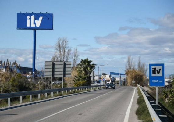 La Generalitat habilitará líneas de atención sin cita previa en las ITV para profesionales y particulares