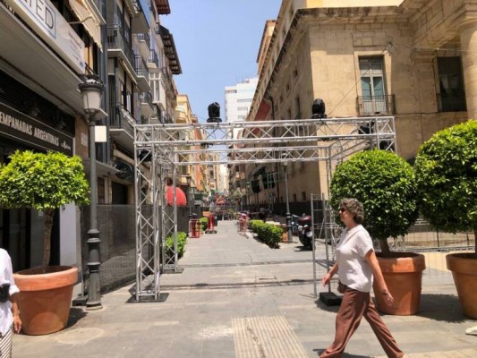 El pulso del ruido llega a Cultura: el Centro pide preservar el BIC de Fogueres frente a 'discotecas'
