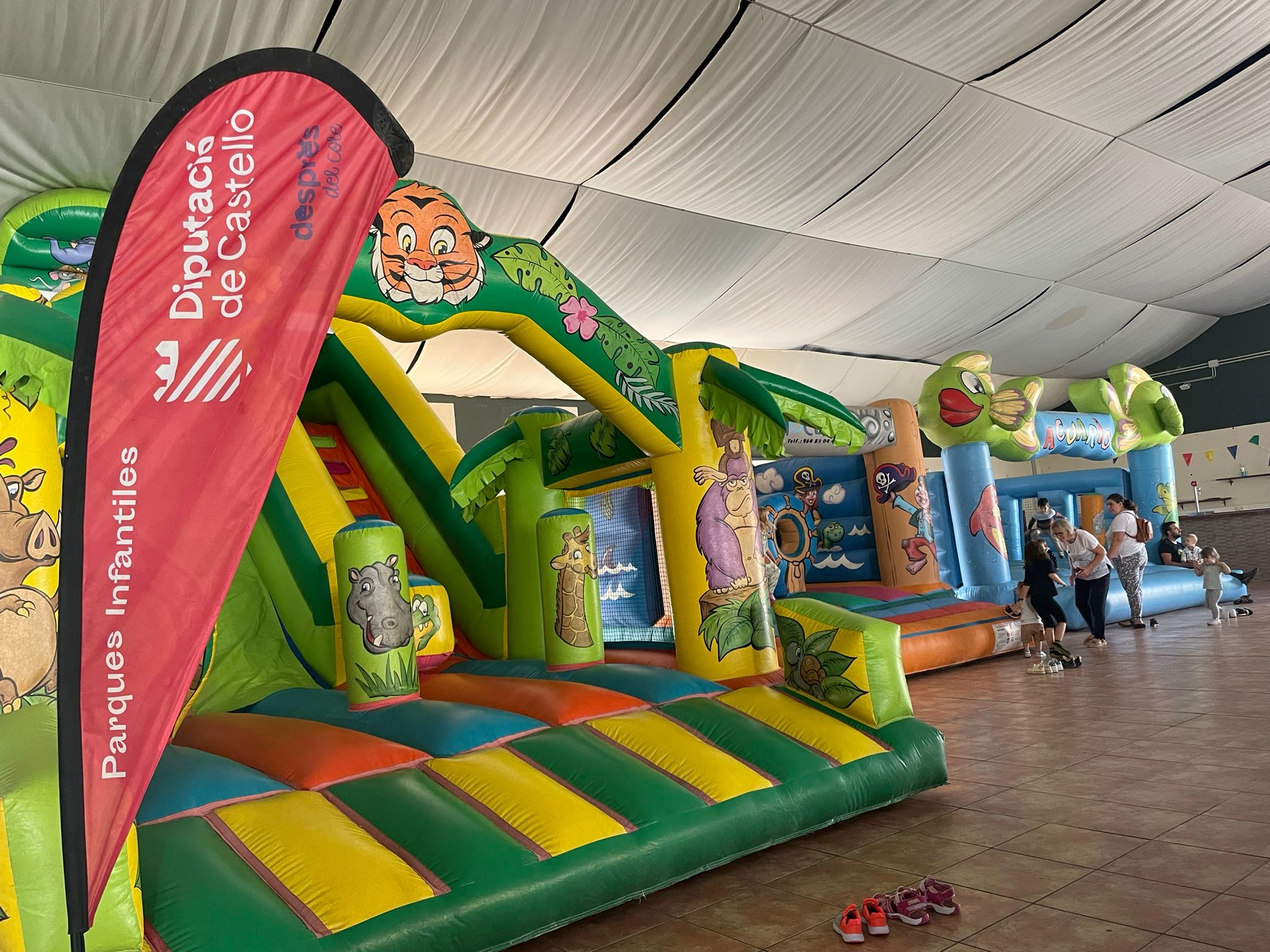 La Diputación aprueba las bases de las ayudas para el cine de verano y parques infantiles en Castellón