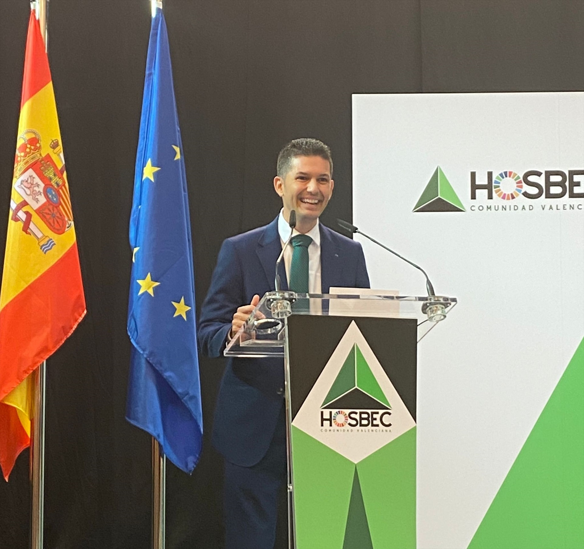 El Consell subvenciona a Hosbec con 875.000 euros para difundir la oferta turística de la Comunitat