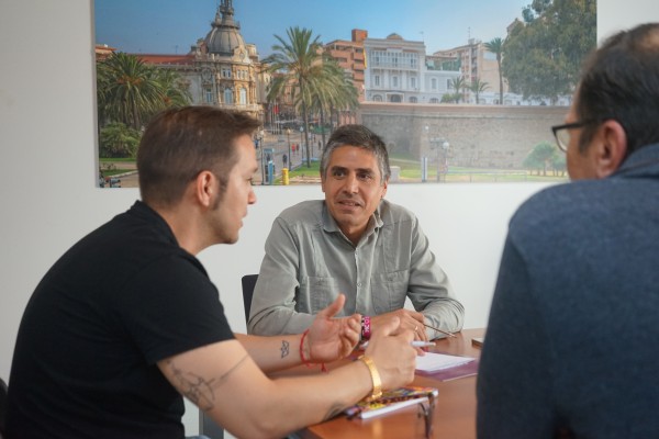 MC considera que el concejal Jáudenes pone trabas a los trabajadores de Repsol para el acceso a las Escuelas Infantiles Municipales  