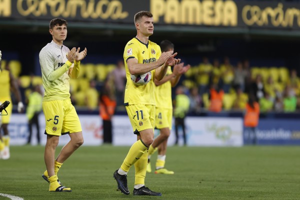 Sørloth acaricia el Pichichi, apunta al récord de Forlán y Marcelino ya habla de su futuro