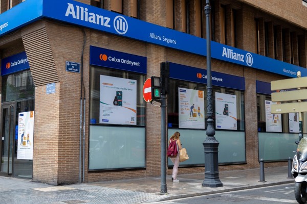 Caixa Ontinyent abrirá nuevas oficinas en Paterna y Alicante