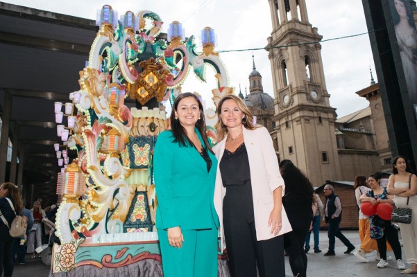Más de 3.300 personas se interesan por Castelló y sus tradiciones en el punto turístico de Zaragoza