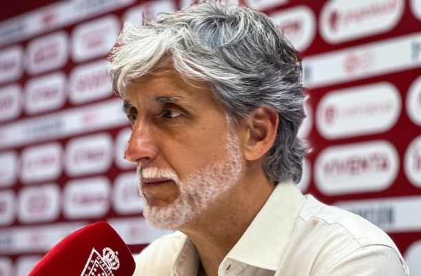 El Murcia cumplirá su undécima campaña seguida fuera del fútbol profesional