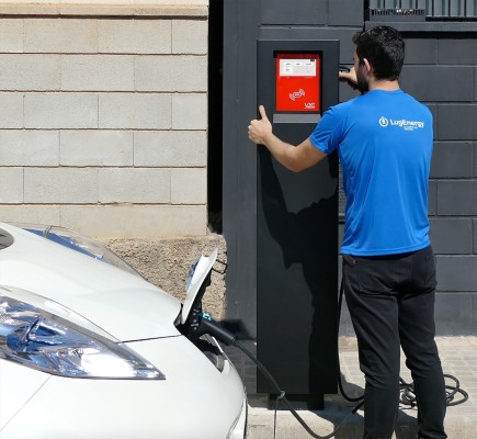 Valencia cerrará el año con 126 cargadores para vehículos eléctricos

