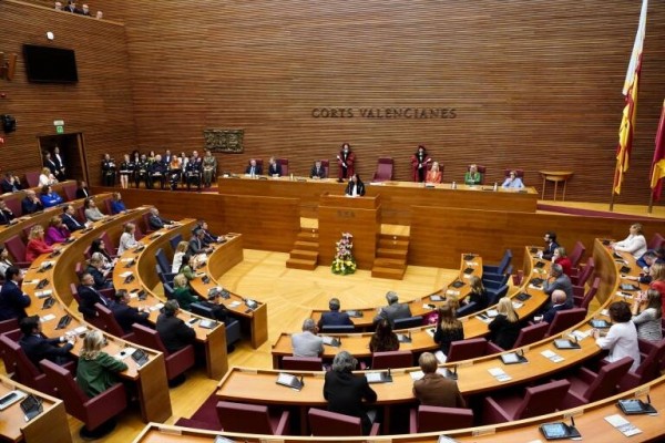 El PP promete estudiar todas las enmiendas a sus leyes, aunque ve al PSPV 