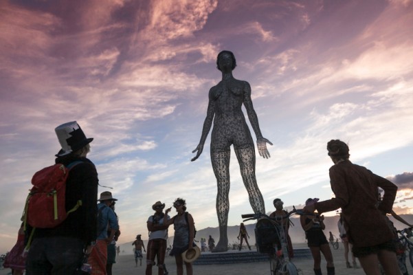 Intramurs se vincula con el Burning Man