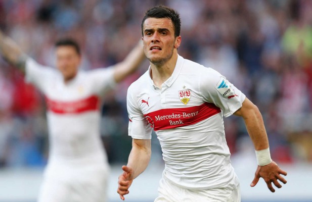 El Valencia CF quiere cerrar pronto el fichaje de Kostic