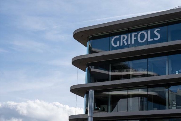 Goldman Sachs supera el 6% en Grifols tras la nueva ofensiva de Gotham
