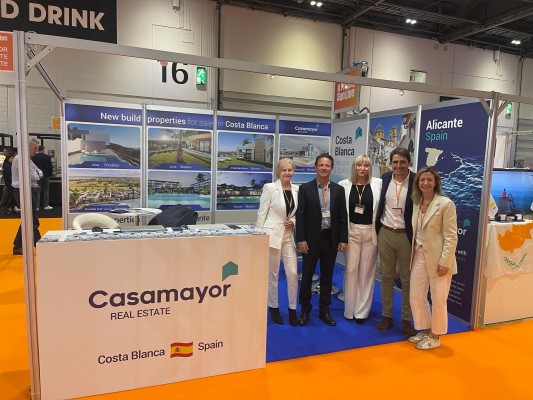 La inmobiliaria Casamayor, en la feria 'A place in the sun': 