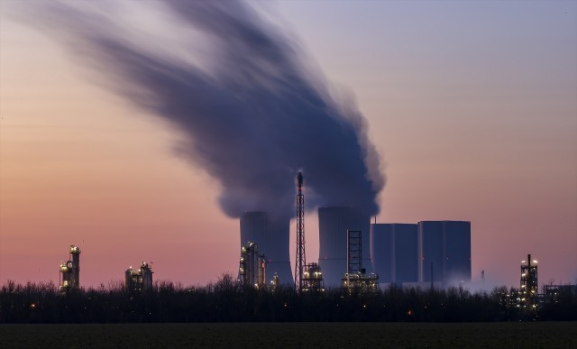 España hace oficial su retirada de la Carta de la Energía, efectiva desde abril de 2025