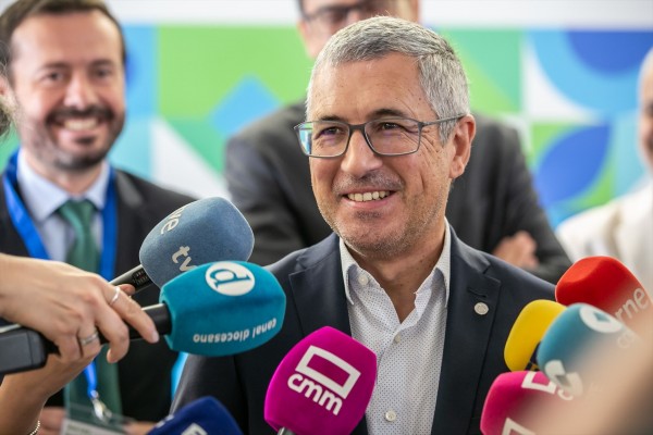 El Miteco replica a Mazón que los aportes a l'Albufera duplican a los previstos en el plan