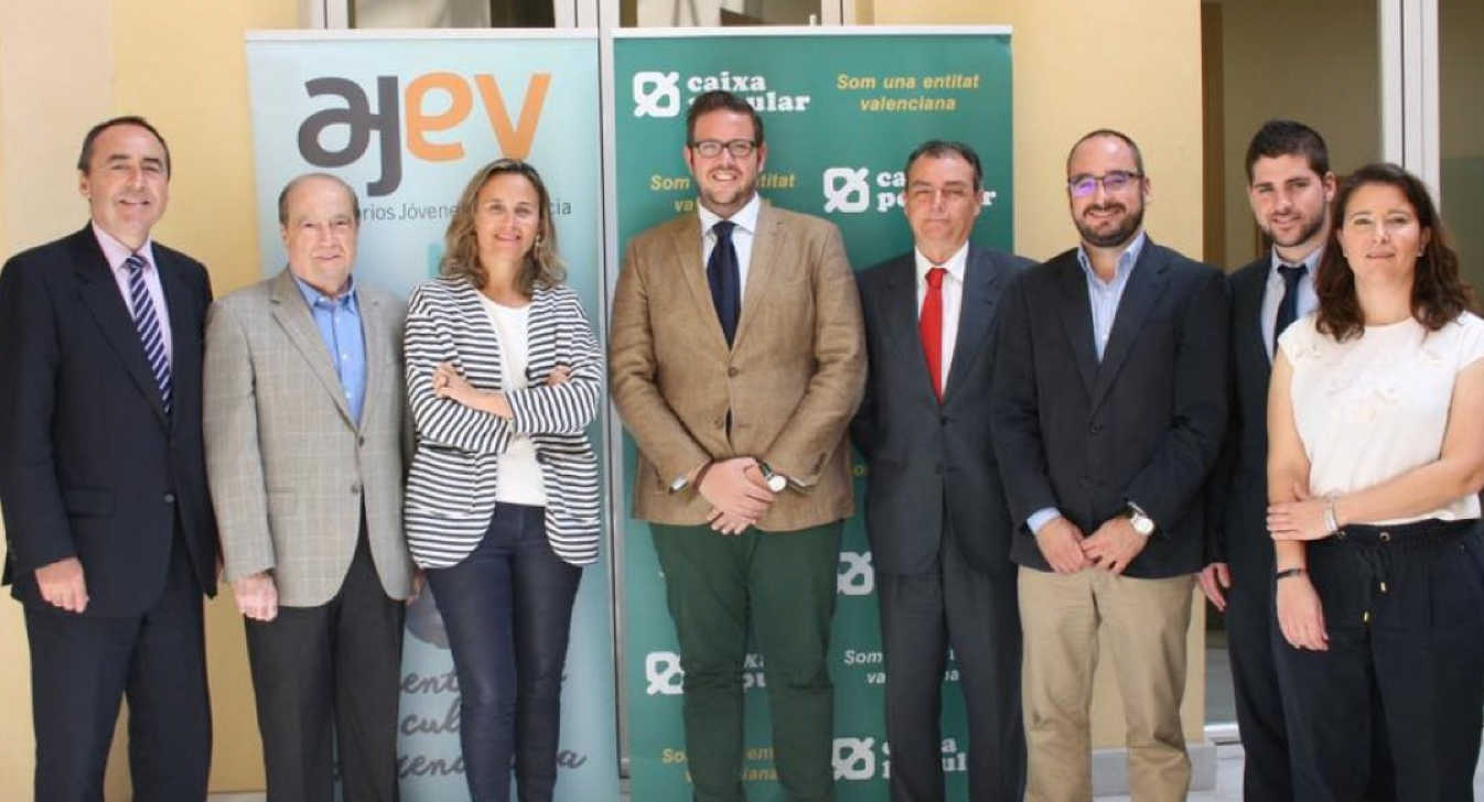 Maxi Gavilán, nombrado por AJEV joven empresario del año