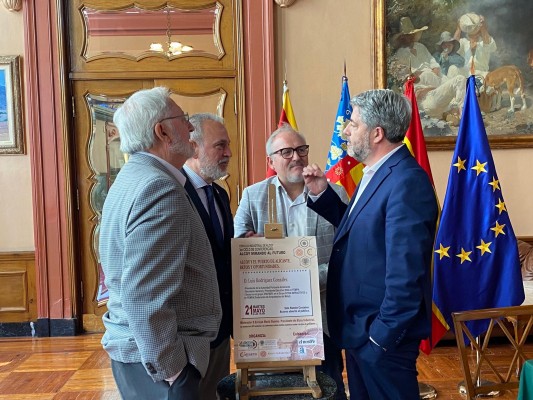 Suma de esfuerzos para impulsar proyectos que mejoren la competitividad empresarial de Alcoy y comarca