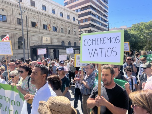 San Miguel lleva al Senado su rechazo a la planta solar de la desalinizadora de Torrevieja
