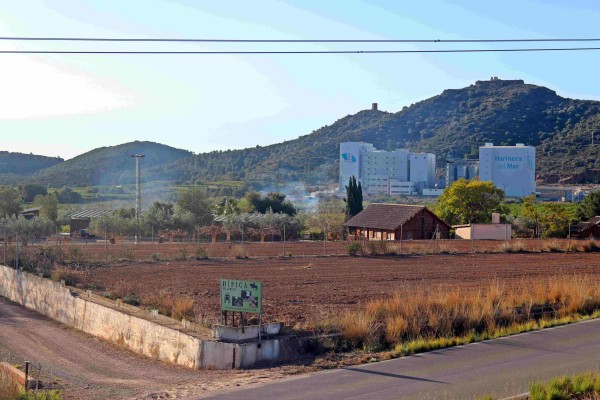 Almenara permite a JYSK alcanzar los 50 metros de altura de su centro logístico para robotizarlo