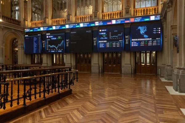 El Ibex 35 supera los 11.300 puntos empujado por el IPC de Estados Unidos
