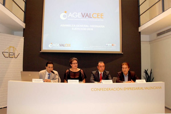 AGEVALCEE reúne a los representantes del sector de la discapacidad y al SERVEF