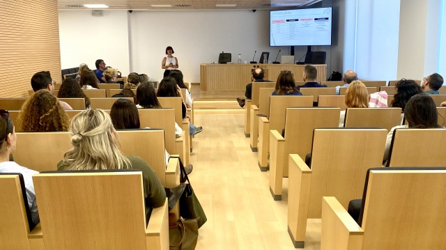 El Comcas alerta de que en cinco años se jubilará el 34% de los profesionales en las zonas rurales
