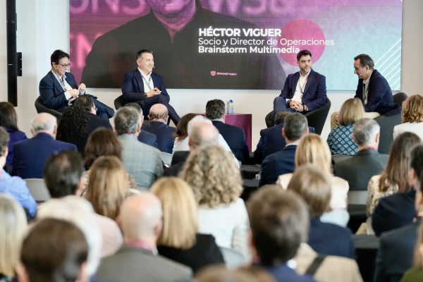 La VII jornada anual Paco Pons analiza la competitividad económica de la Comunitat