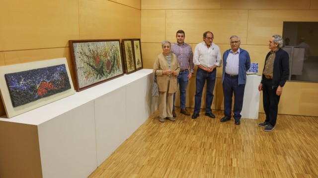 El Museo del Azulejo de Onda suma a su colección una donación de cuatro obras de Manolo Safont 
