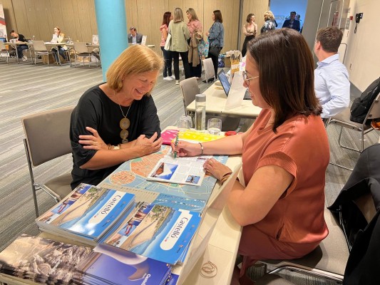 Castelló expone su oferta turística en Bilbao con Expovacaciones: el estand recibe 2.800 consultas