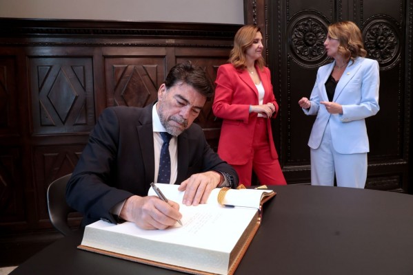 Alicante, València y Castellón comparten su compromiso sobre vivienda y el cambio climático