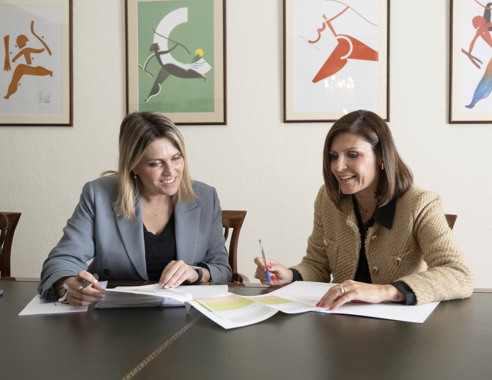 Marta Barrachina y María Ángeles Pallarés. Diputación - 