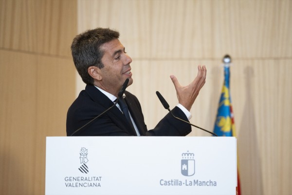 Mazón insta al Gobierno a ejercer de 